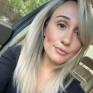 Meet your Posher, Samantha